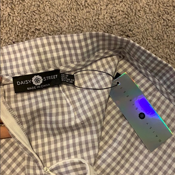 Patterned ruffle skirt - Picture 3 of 3